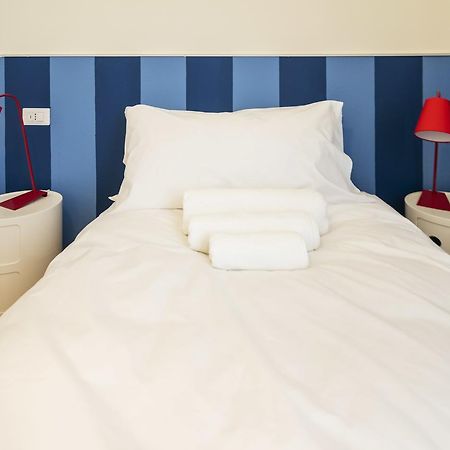 Appartement Residenza Cornaggia à Milan Extérieur photo
